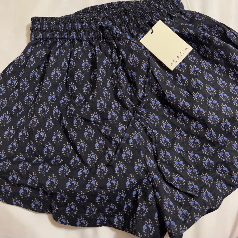 NEW Acacia Swimwear Maya Shorts XS in Wisteria